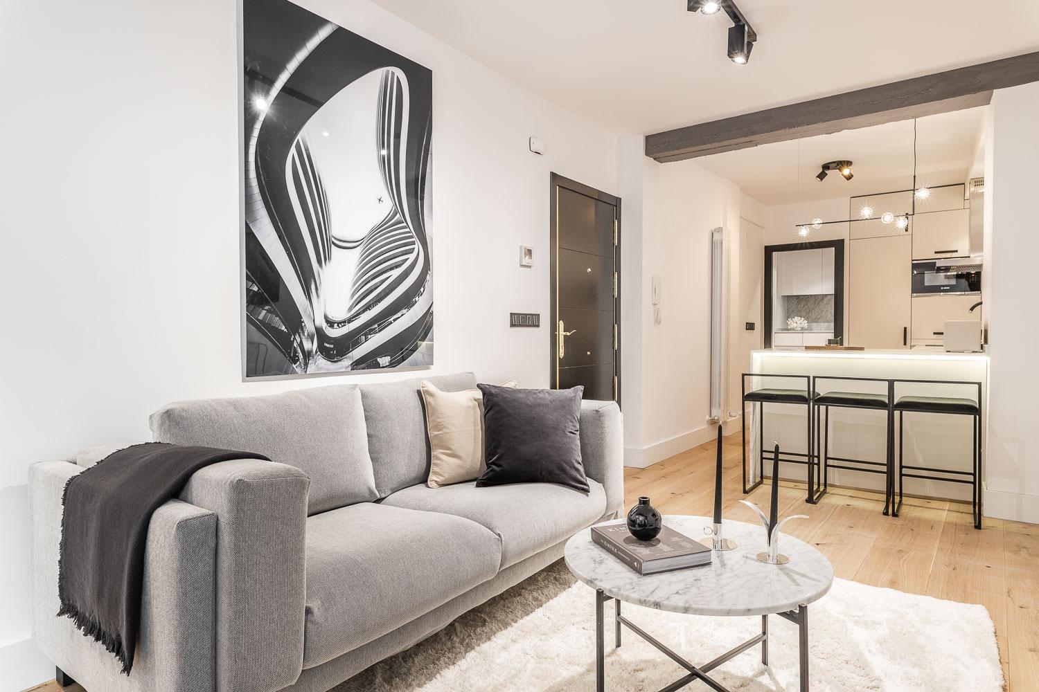 Piso en venta -  Madrid - 17