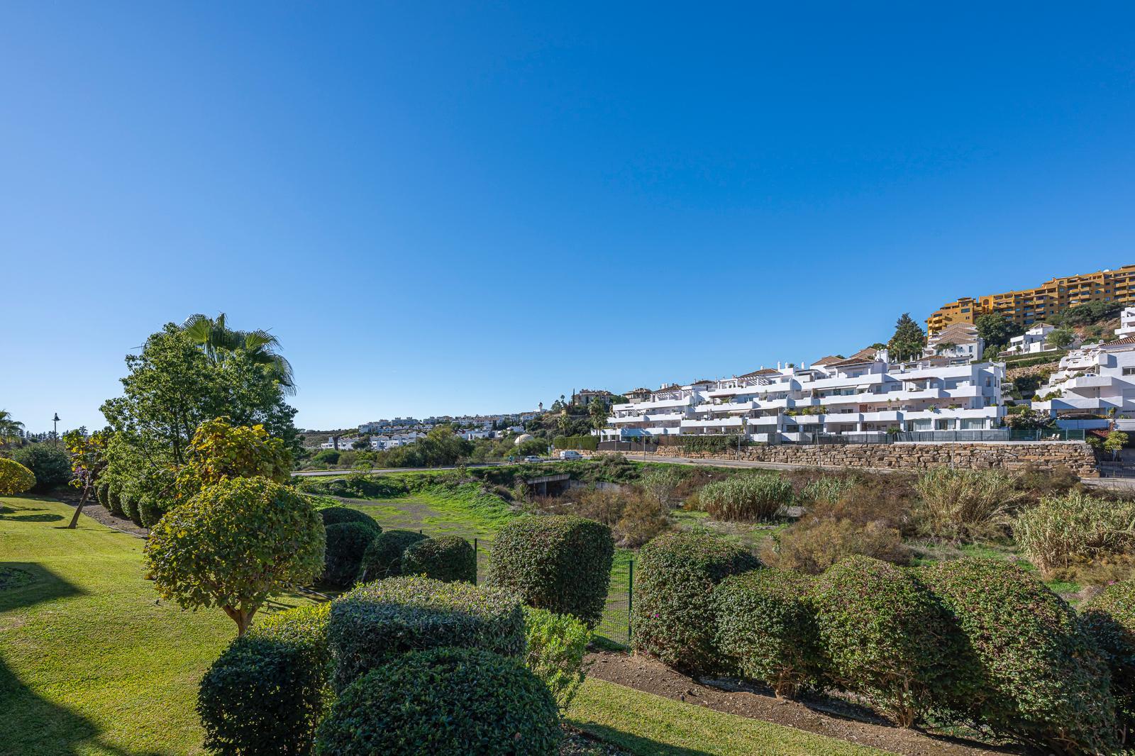 Impecable bajo reformado con 2 dormitorios, 2 baños y terraza de 122 m² – Selwo / Nueva Milla de Oro/ ESTEPONA - 31