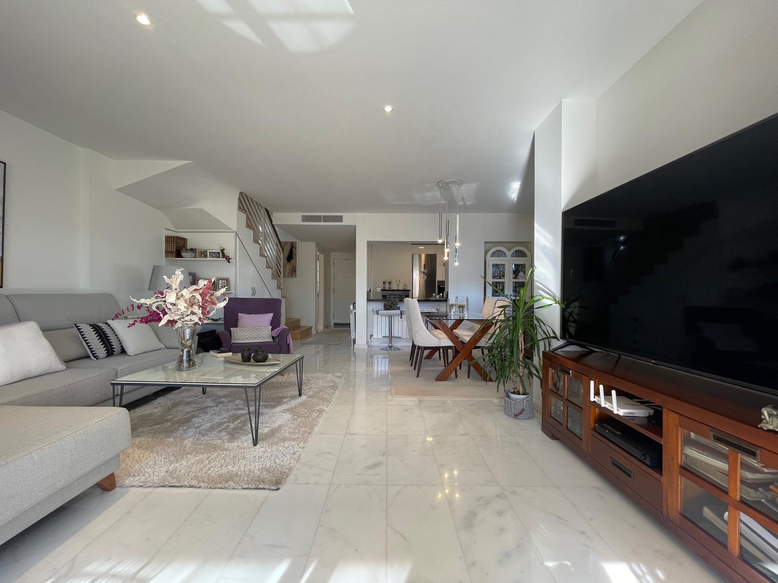 Chalet pareado moderno en venta - Finestrat Golf Bahía  - 6