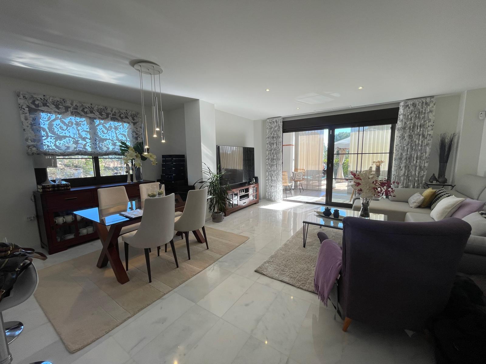 Chalet pareado moderno en venta - Finestrat Golf Bahía  - 2