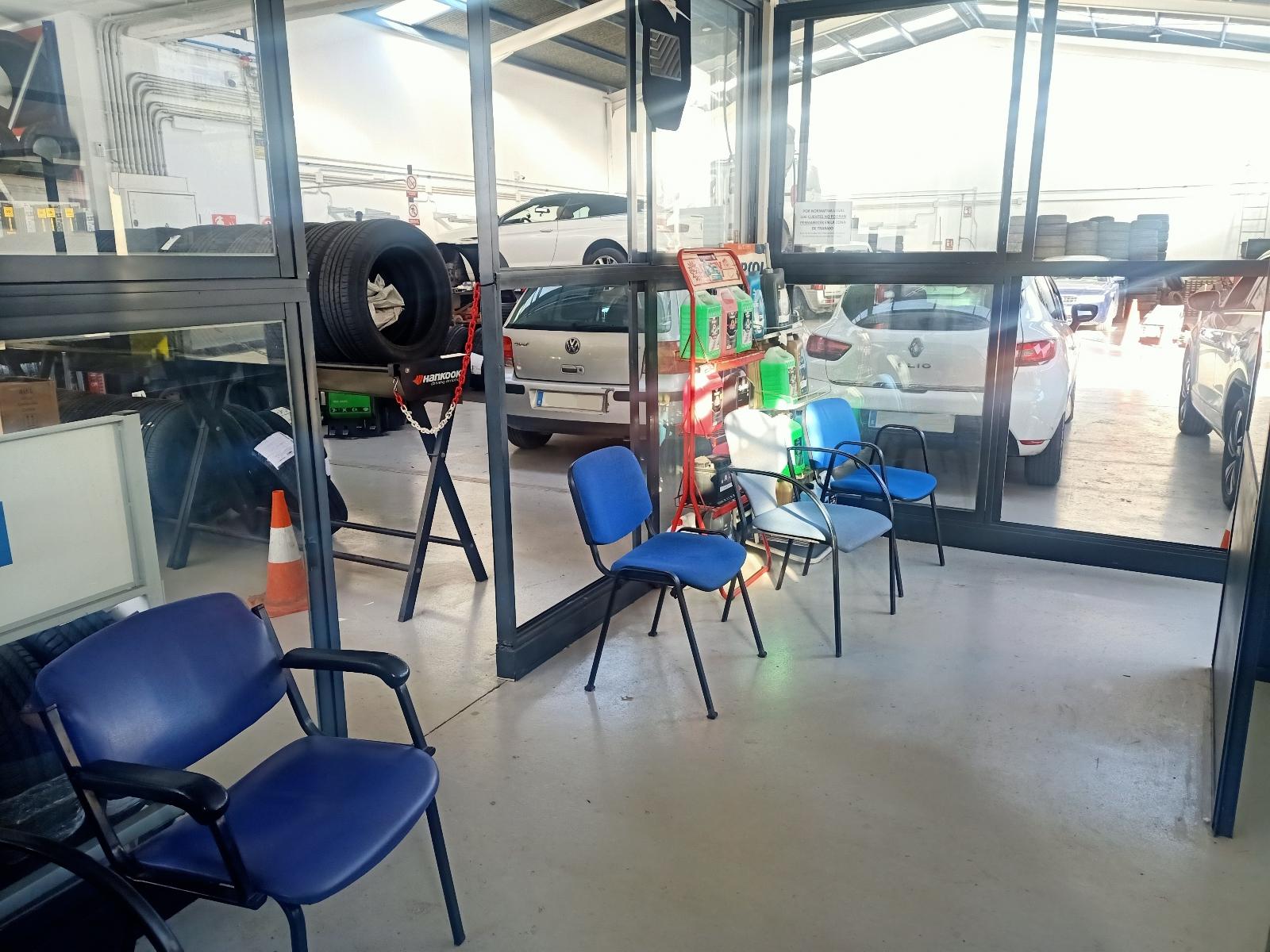 TRASPASO TALLER MECÁNICO EN FUNCIONAMIENTO –  EL PALO (MÁLAGA) - 1