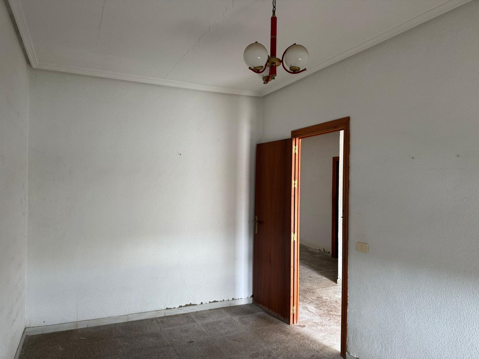 Casa en venta - Av. España, Barinas - 11