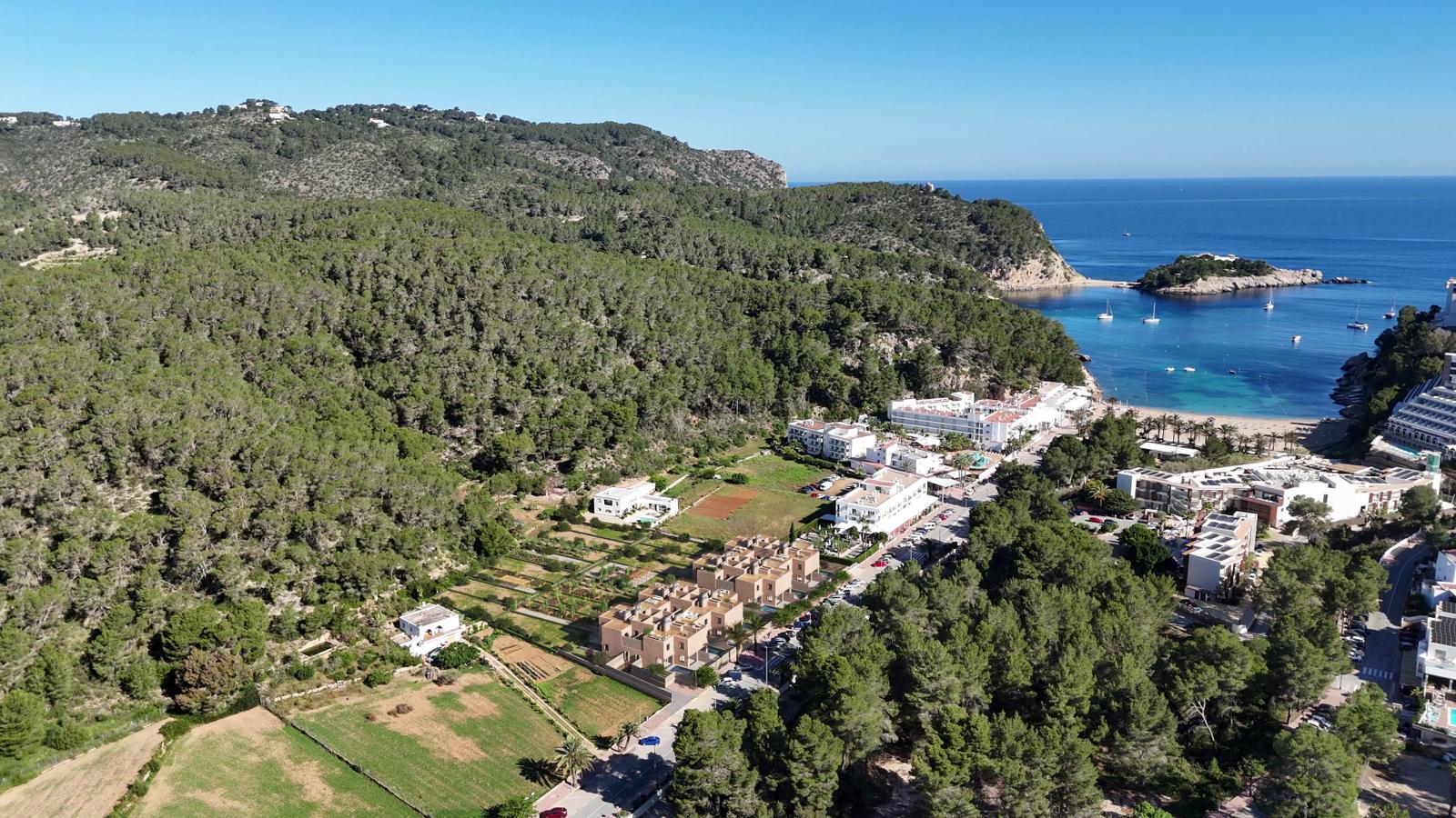 Nueva promoción 16 exclusivas viviendas - Port de Sant Miquel   - 2