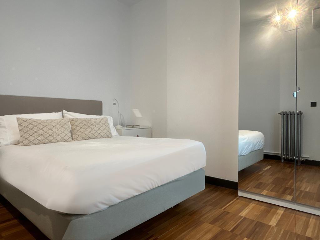 Piso en Venta en C. de la Alameda - 29