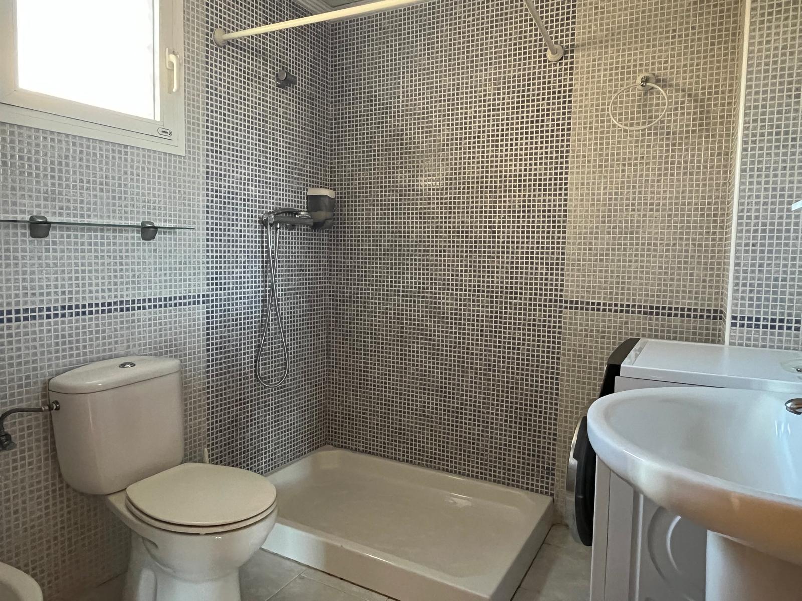 Adosado en Venta en Av. Gran Muralla - 13