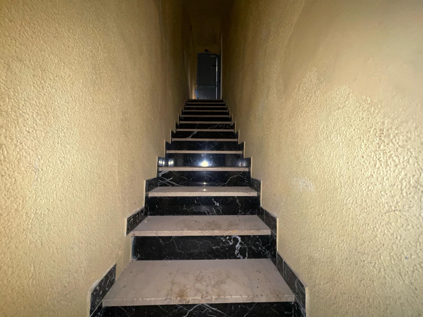 Piso en Venta - Carrer Castalla - 16