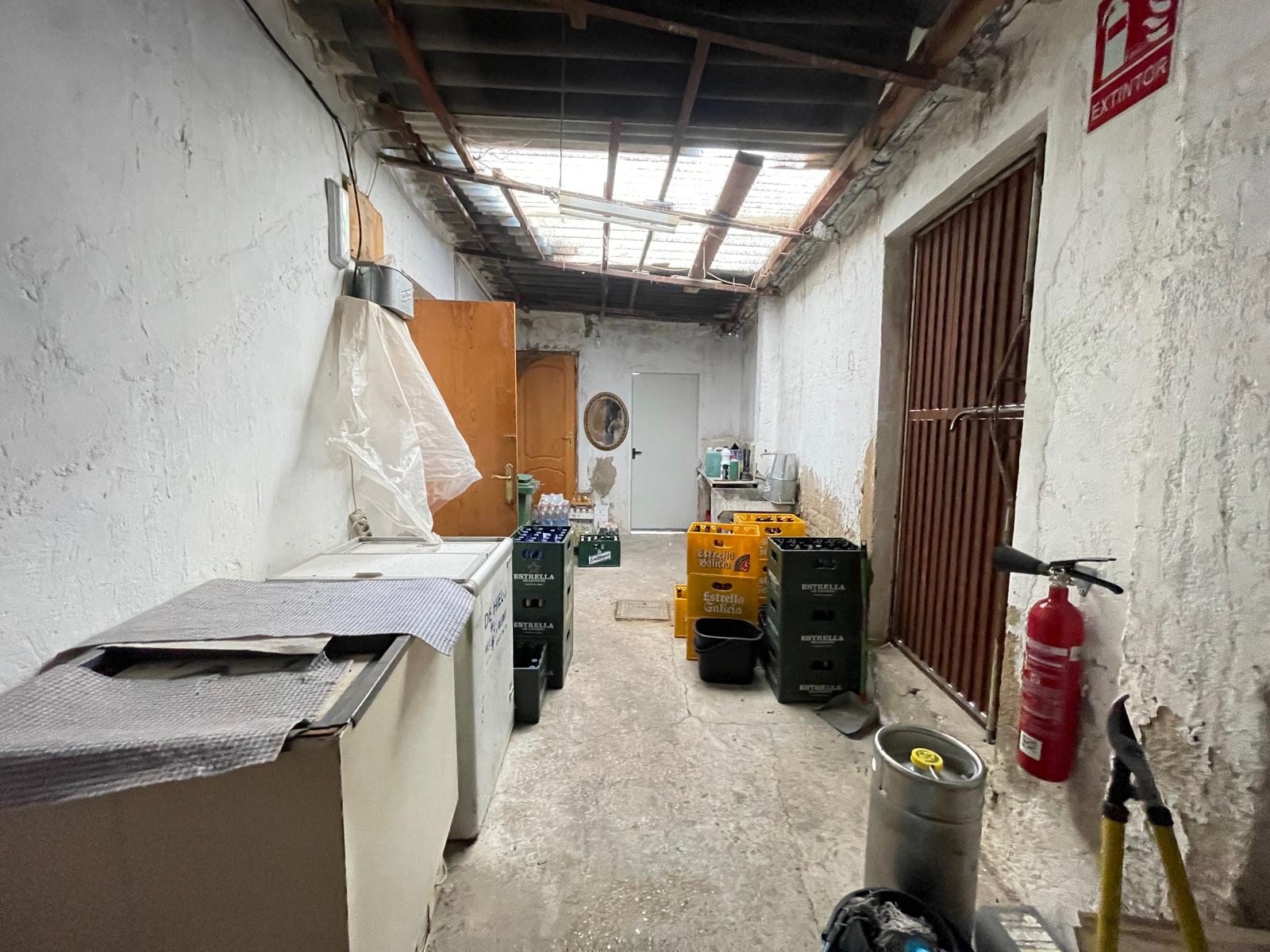 Piso en Venta - Carrer Castalla - 38