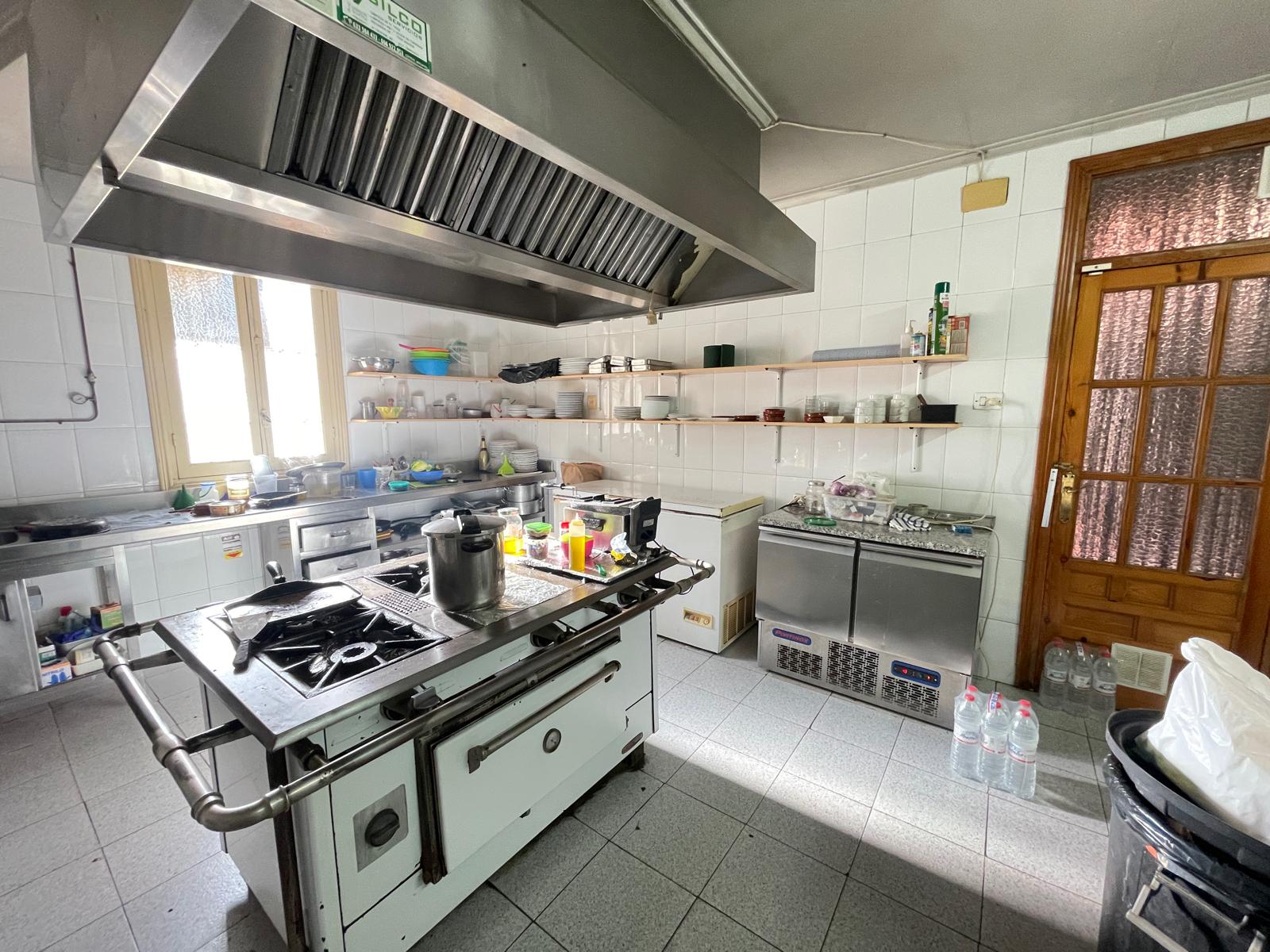 Piso en Venta - Carrer Castalla - 35