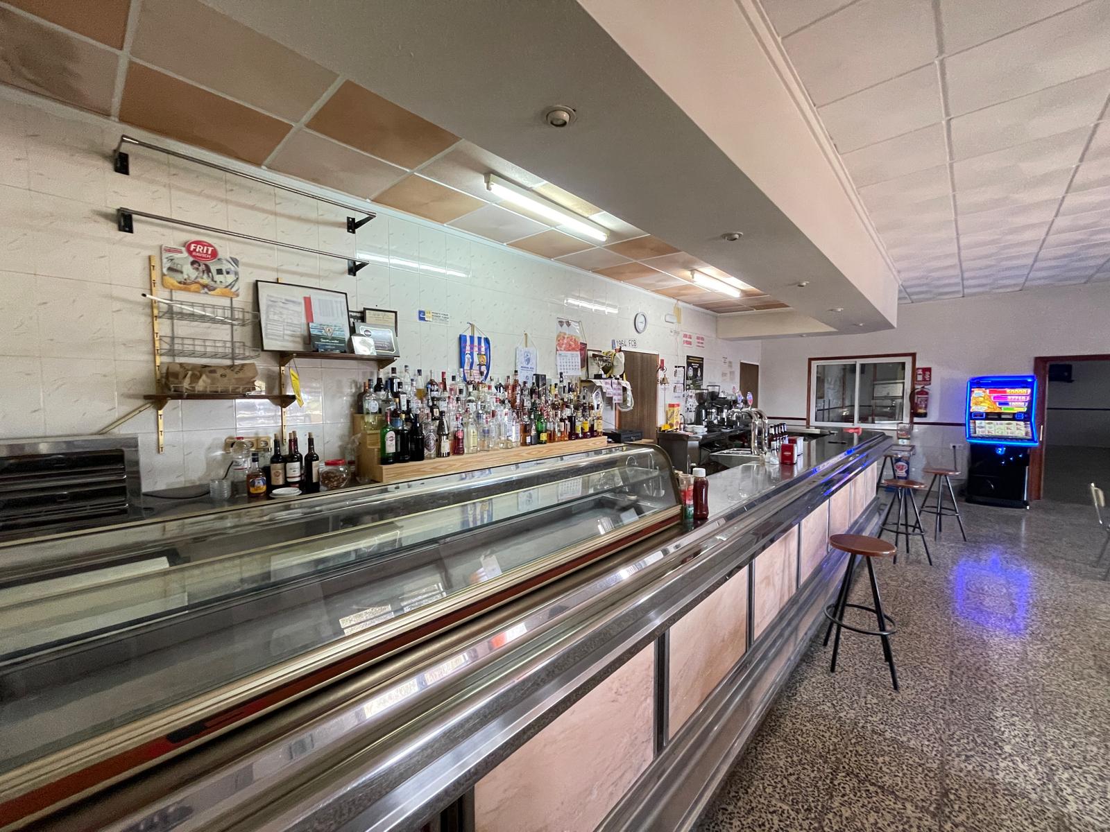 Piso en Venta - Carrer Castalla - 34