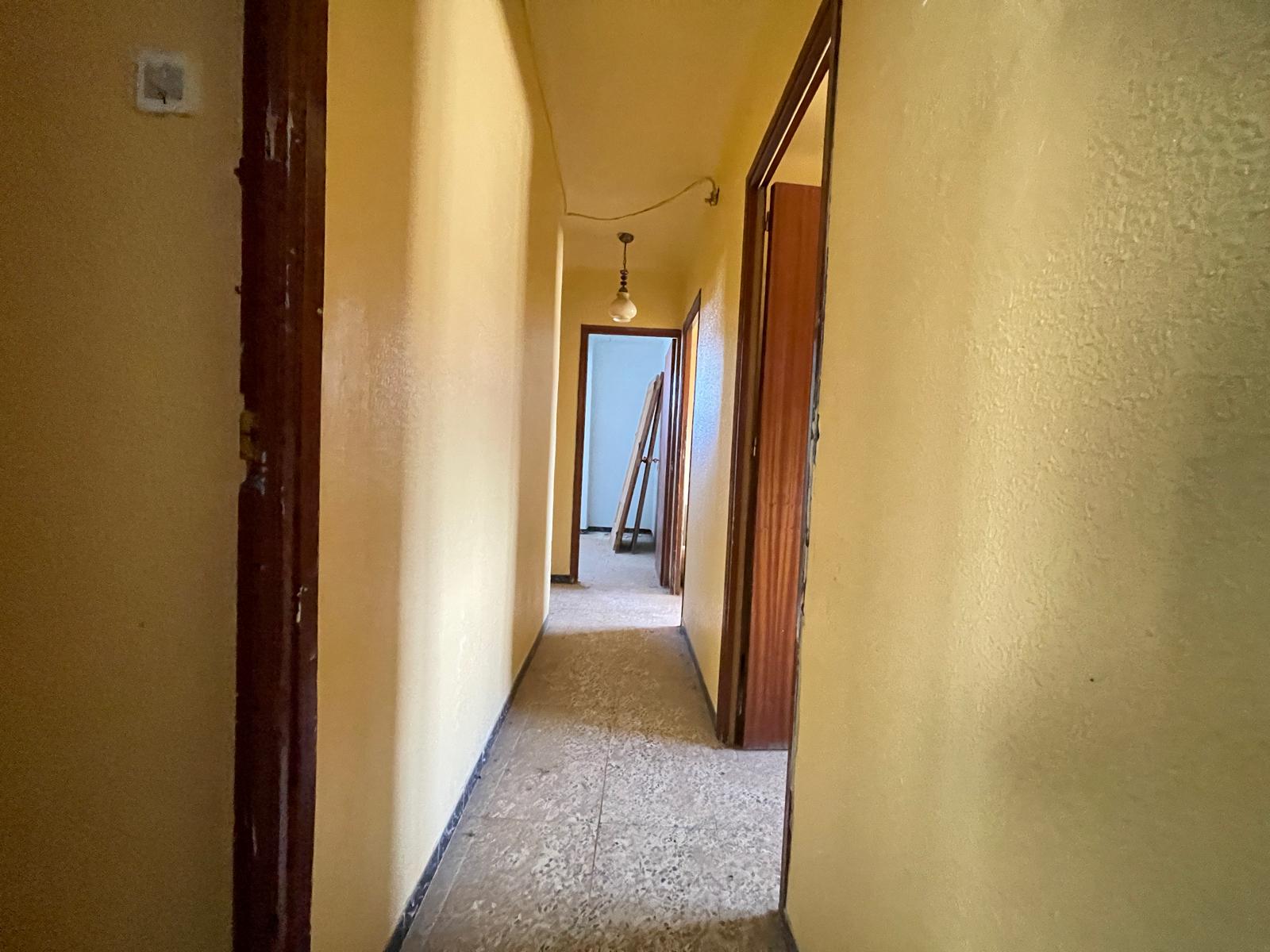 Piso en Venta - Carrer Castalla - 17