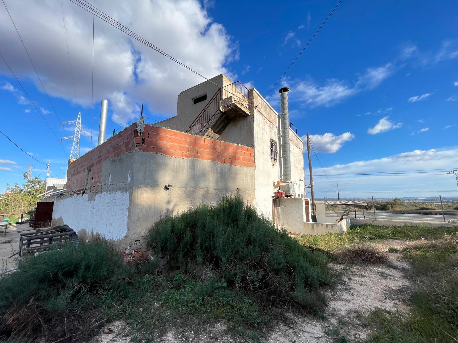 Piso en Venta - Carrer Castalla - 18