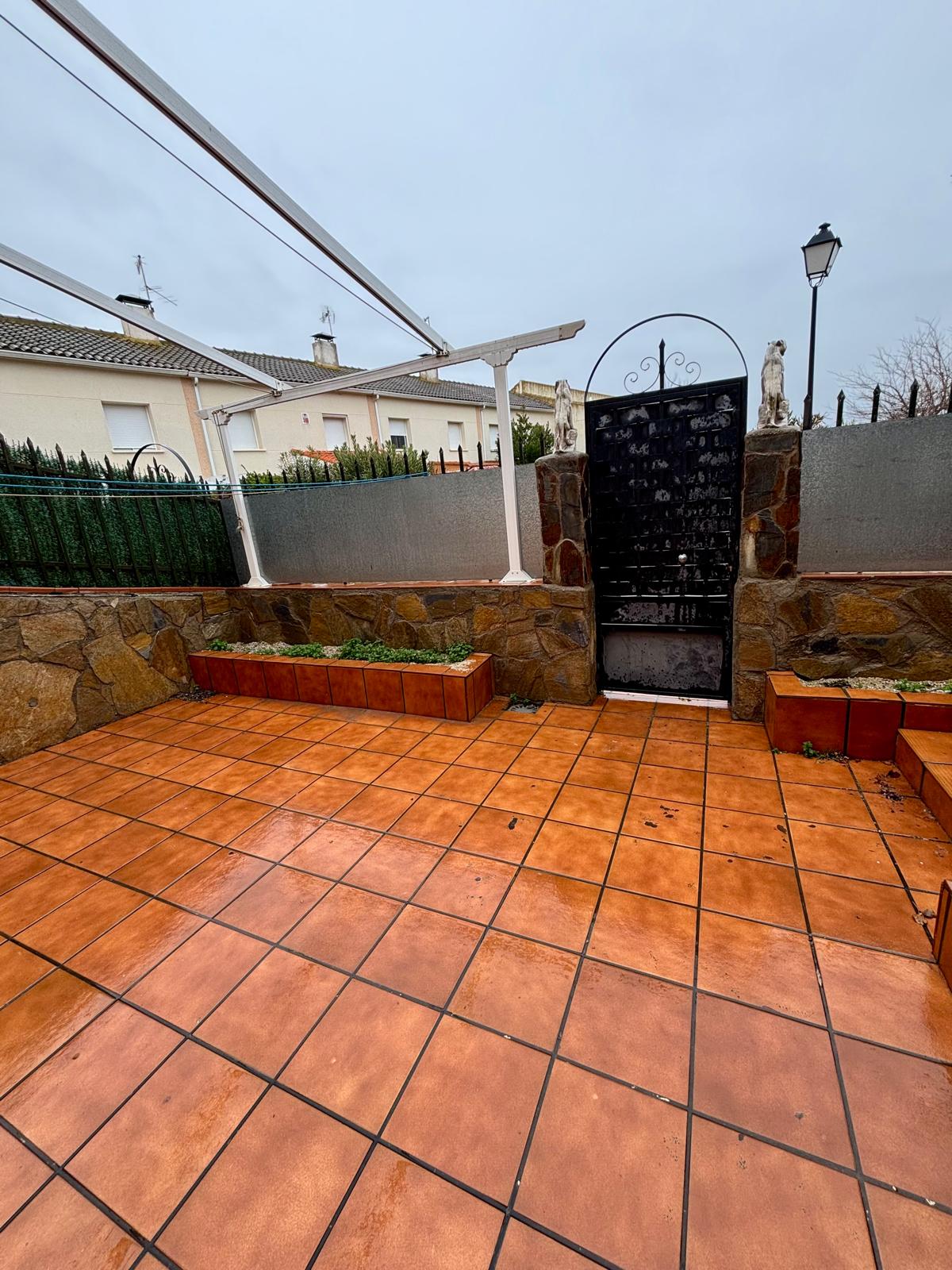 Chalet pareado en Venta en Fuentidueña de Tajo - 3