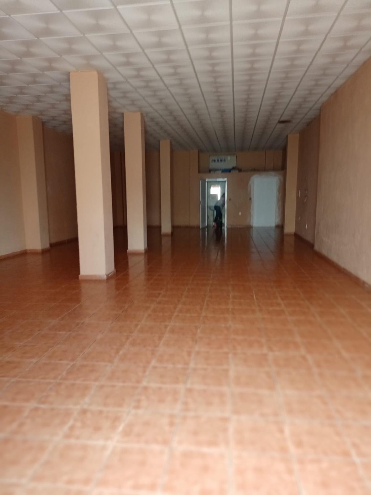 Local en venta - Valencia  - 4