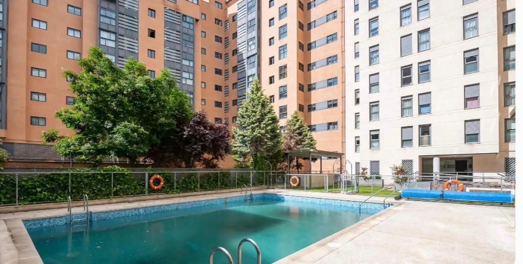 Piso en venta - Urbanización en Arganzuela  - 3