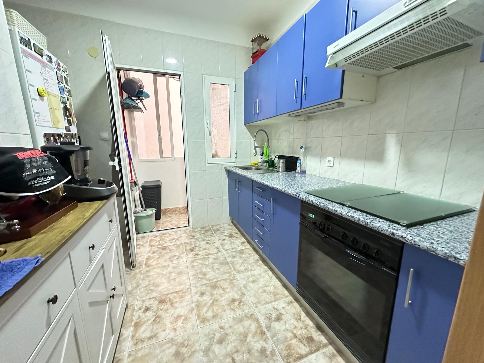 Piso en Venta -  C. Santa Pola, Alicante - 13
