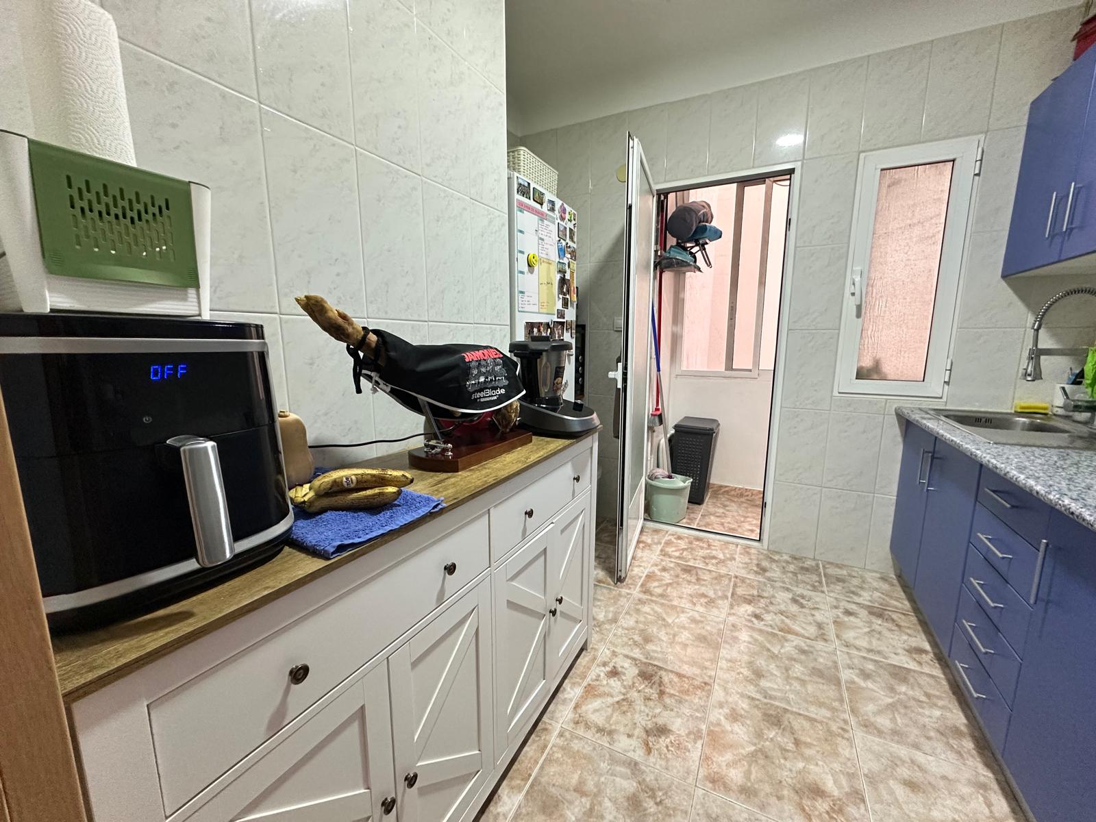 Piso en Venta -  C. Santa Pola, Alicante - 15