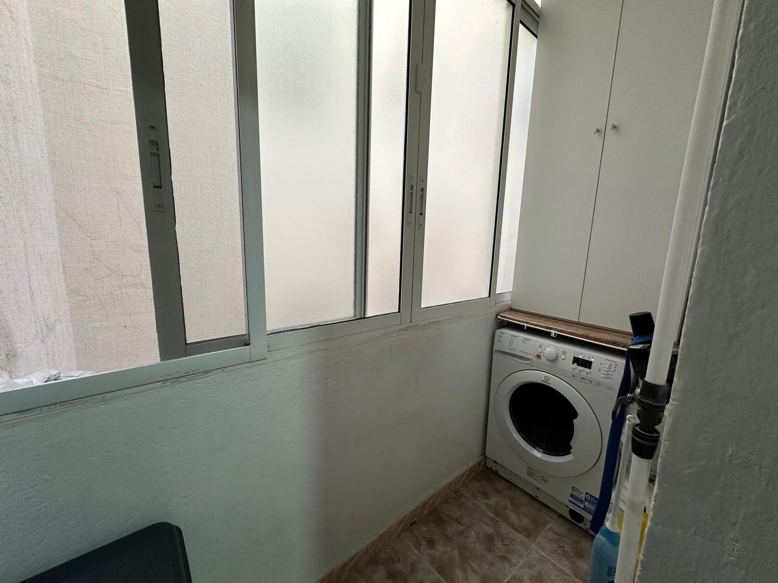 Piso en Venta -  C. Santa Pola, Alicante - 21