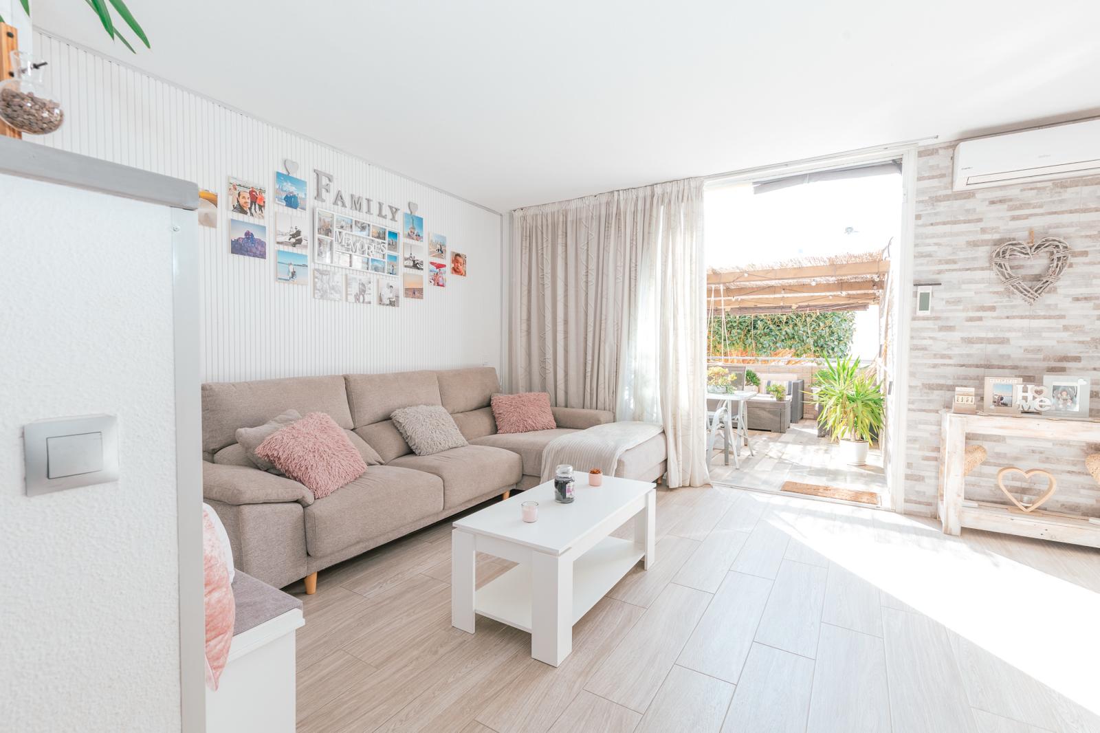 Dúplex reformado con terraza y parking en Sant Jordi - 8