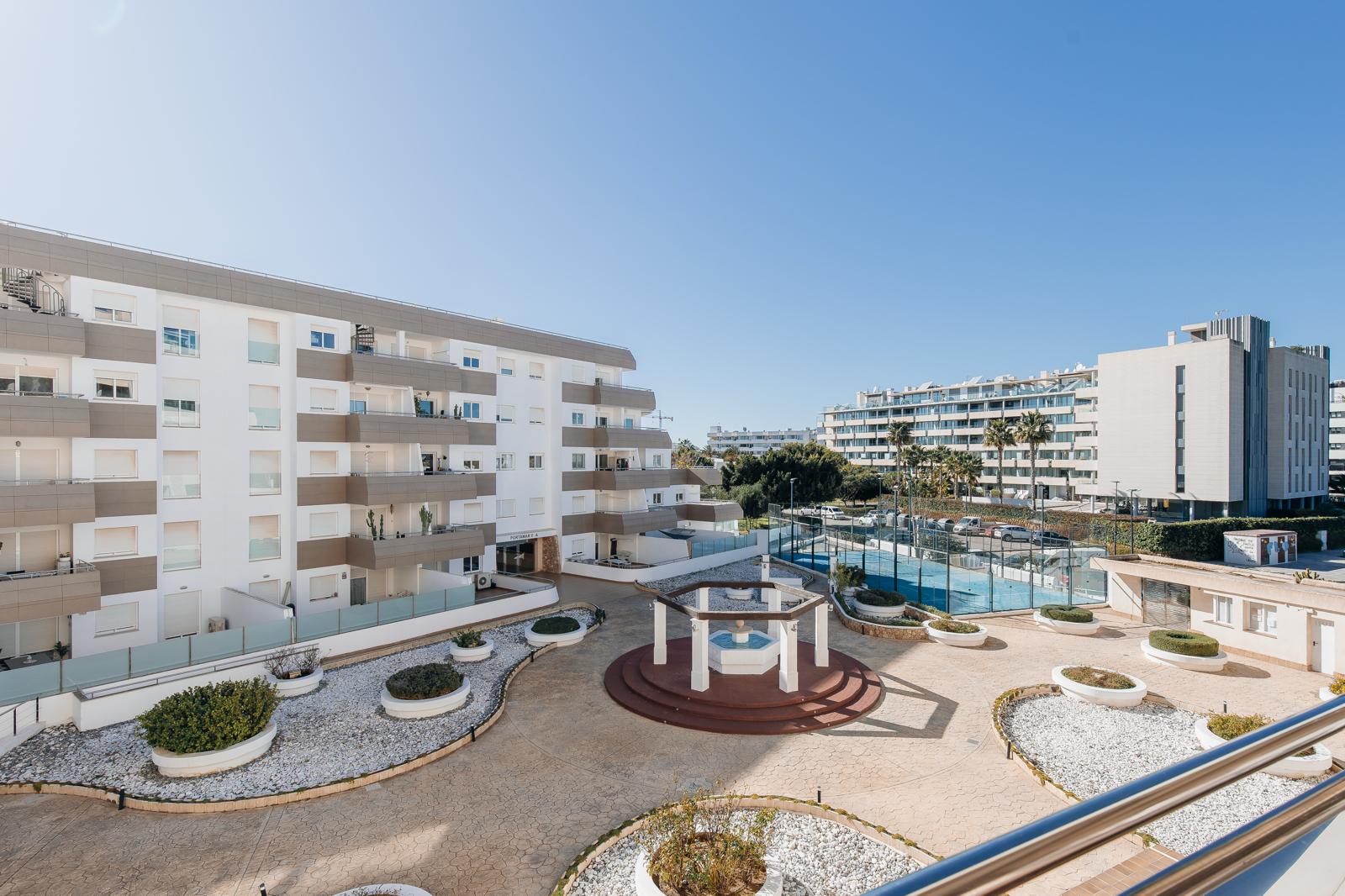 Piso en alquiler - Marina Botafoch | Piscina, pádel y parking - 18