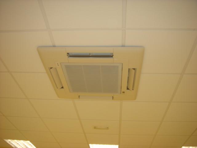 Oficina Tranquila en Alquiler en C. Padre Granda - 17