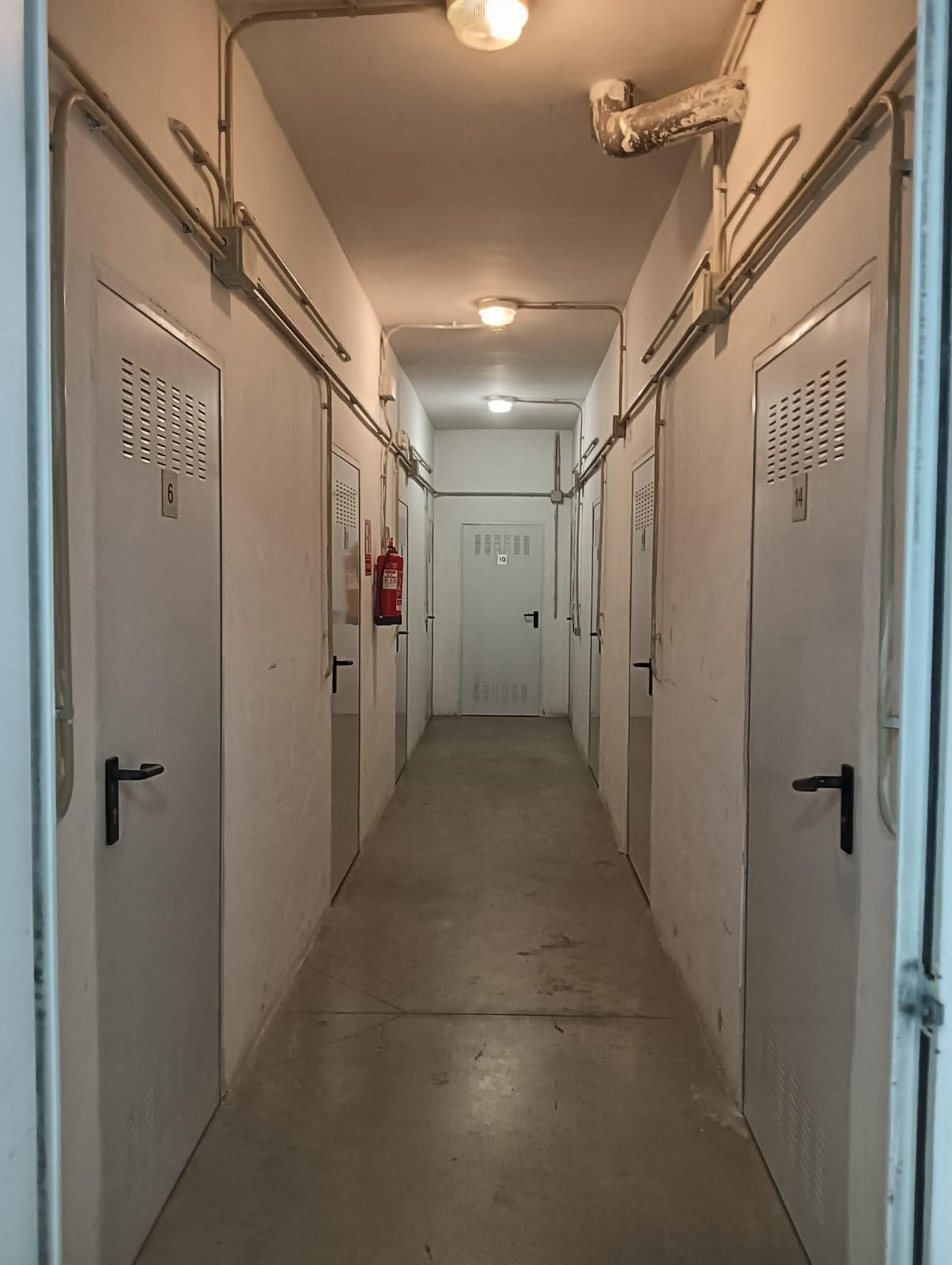 Oficina Tranquila en Alquiler en C. Padre Granda - 18