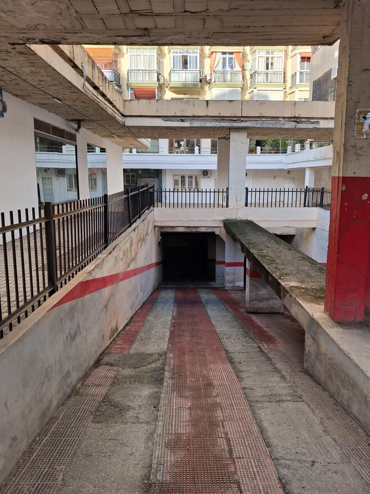 Local en Venta - Av. de los Manantiales. Málaga - 6