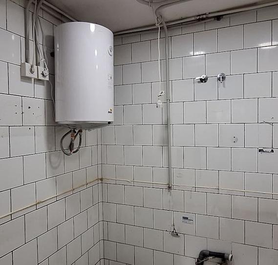 Local en Venta - C/ de Roger de Llòria, Valencia - 10