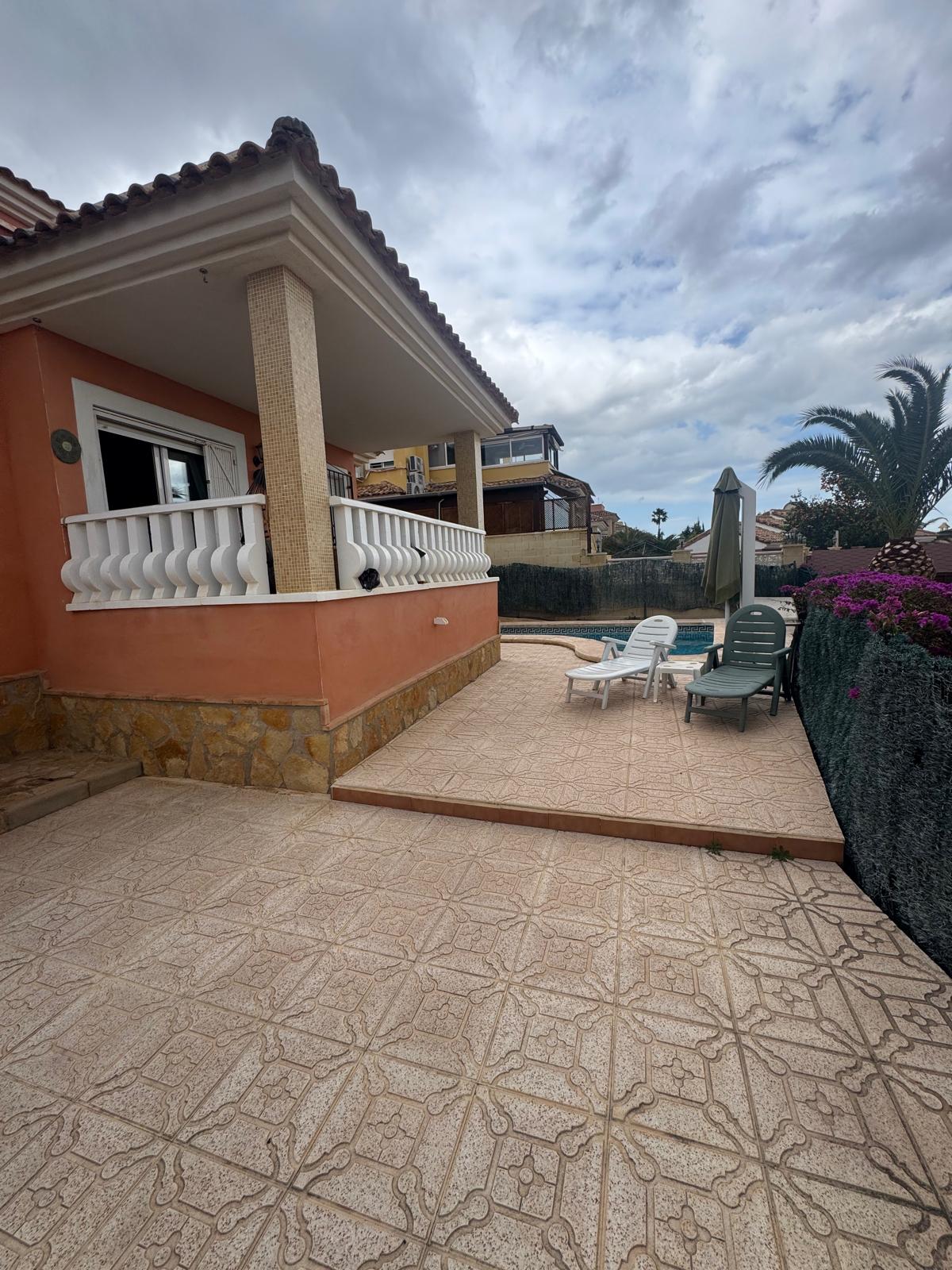 Chalet en Venta - Cotoveta  - 1