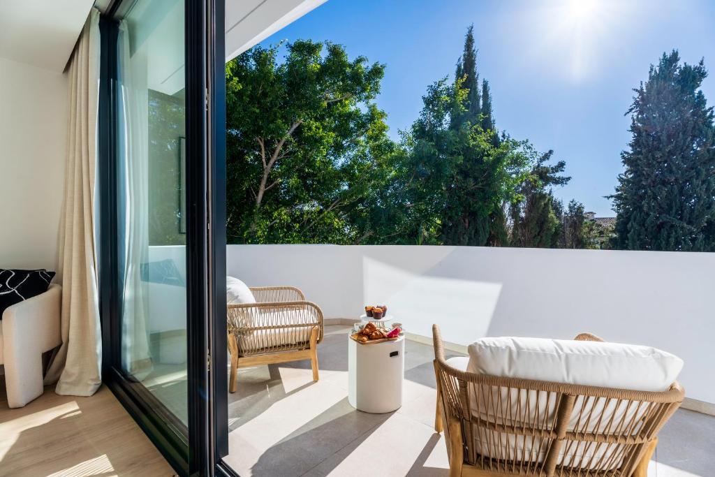 Luxury Villa in Eastern Marbella – A Contemporary Masterpiece - 16