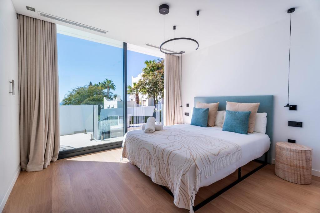 Luxury Villa in Eastern Marbella – A Contemporary Masterpiece - 19