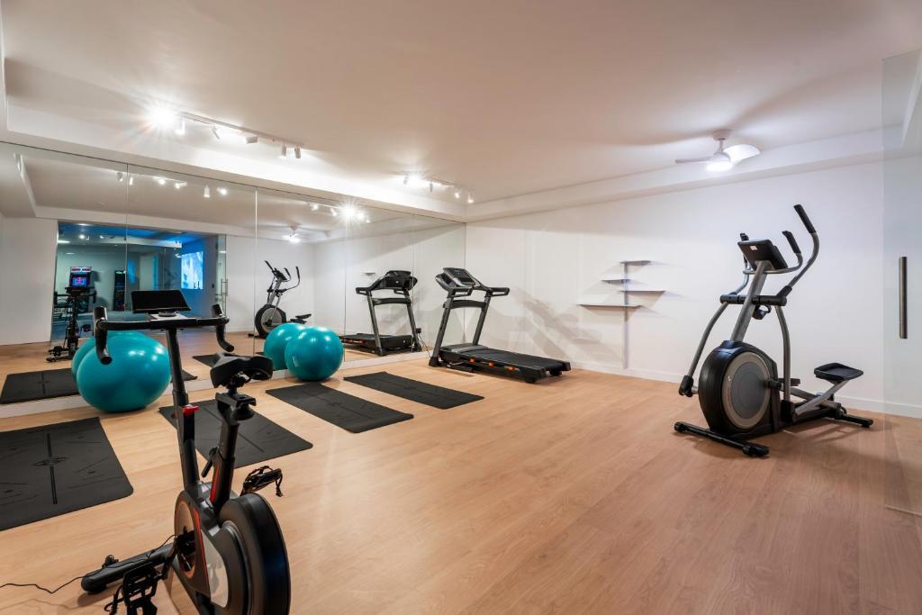 Luxury Villa in Eastern Marbella – A Contemporary Masterpiece - 28