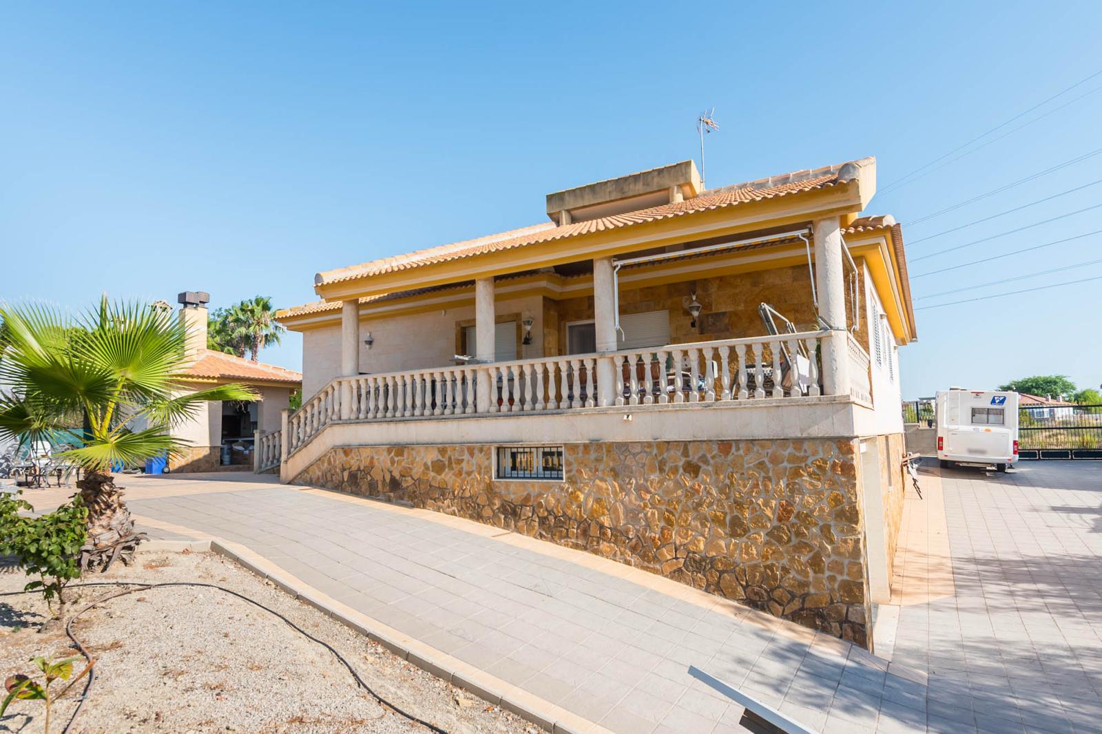 Chalet exclusivo en venta - El Chorrico III - 56