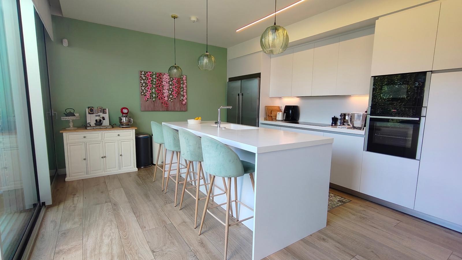 Espectacular chalet pareado en venta - La Moraleja - 4