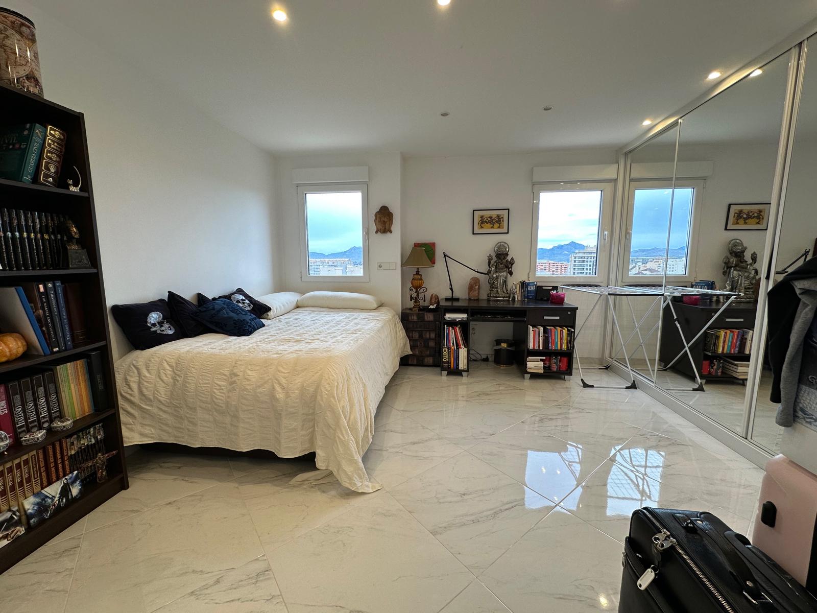 Piso en Venta en C. Arpón - 15