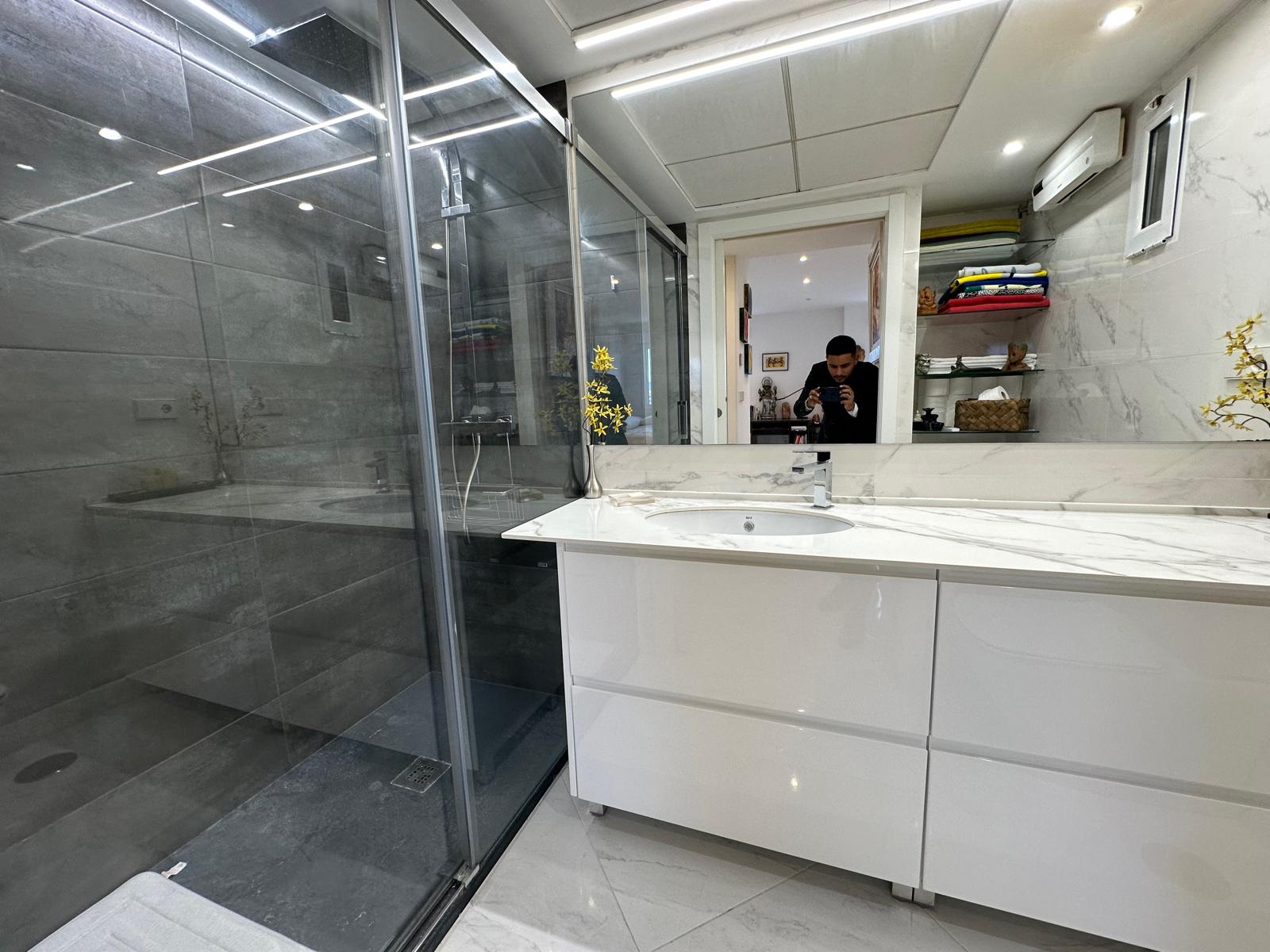 Piso en Venta en C. Arpón - 16