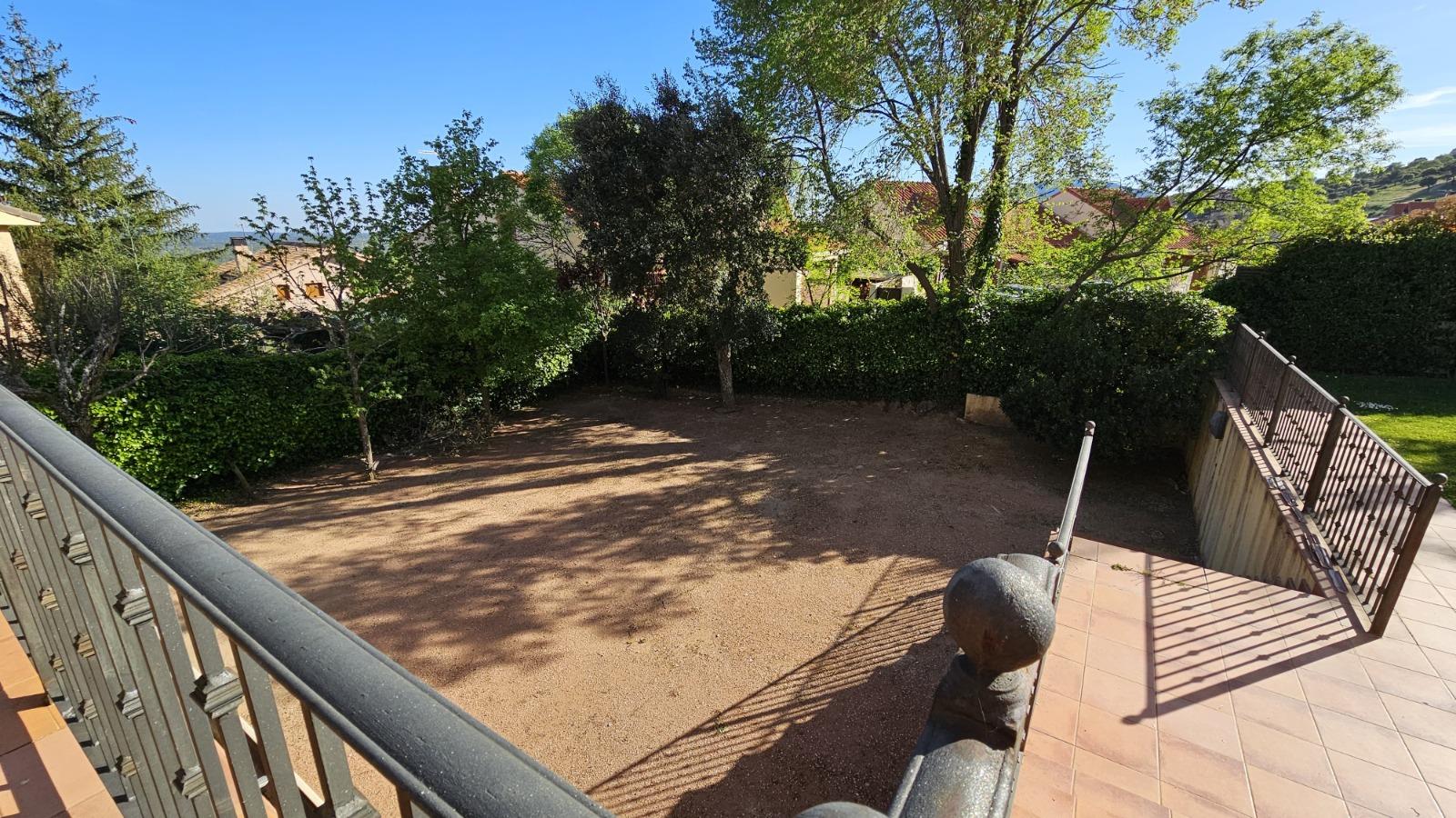 Chalet Independiente en venta en San Lorenzo de El Escorial - 16