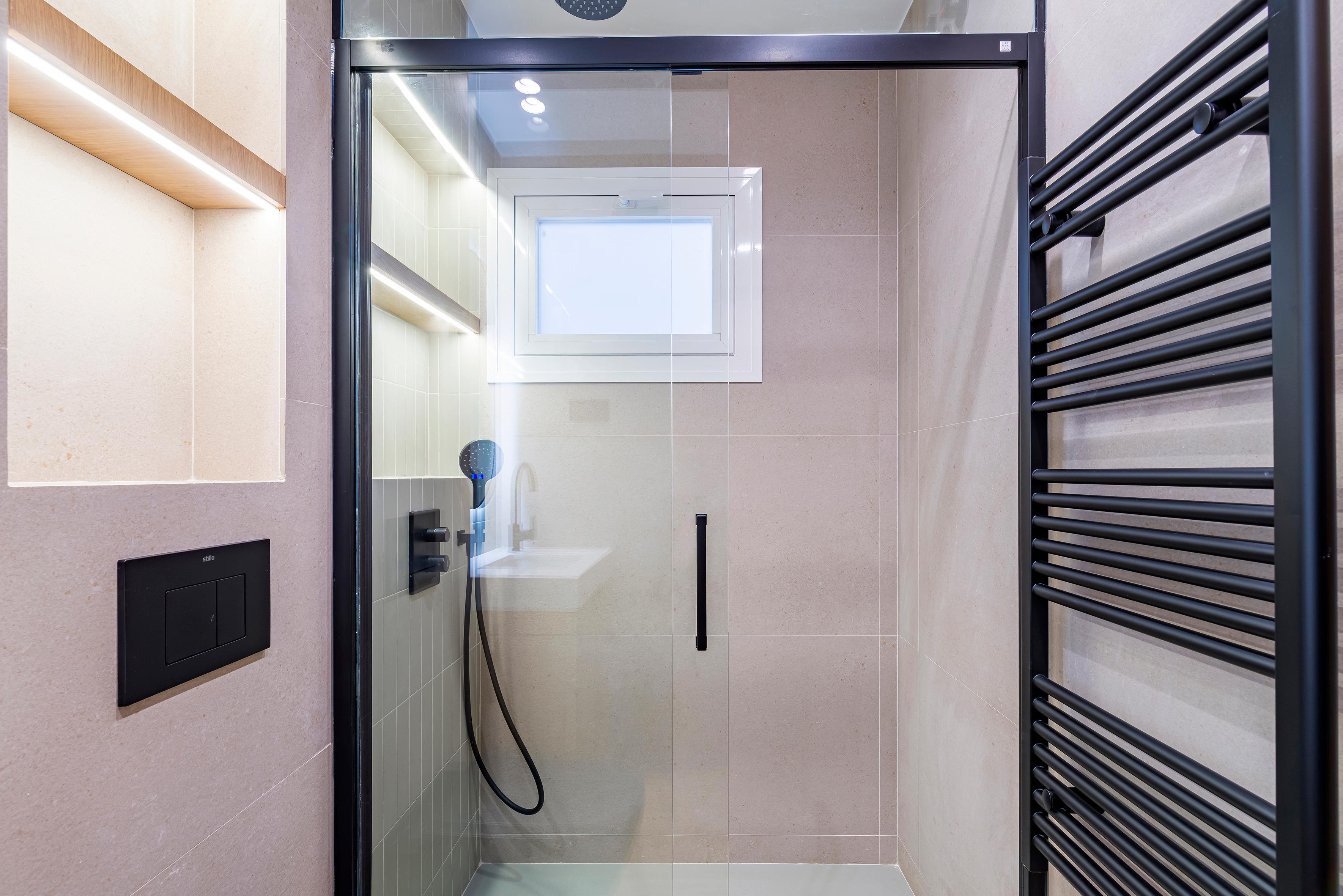 Piso en venta - Calle Hortaleza, Justicia - 41