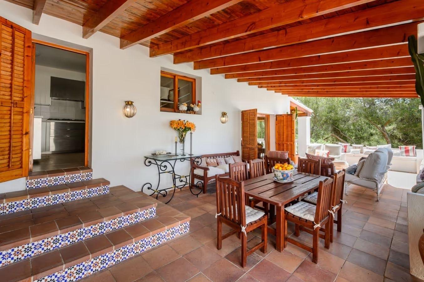 Villa de lujo con vistas al mar y licencia turística en Can Furnet - 9