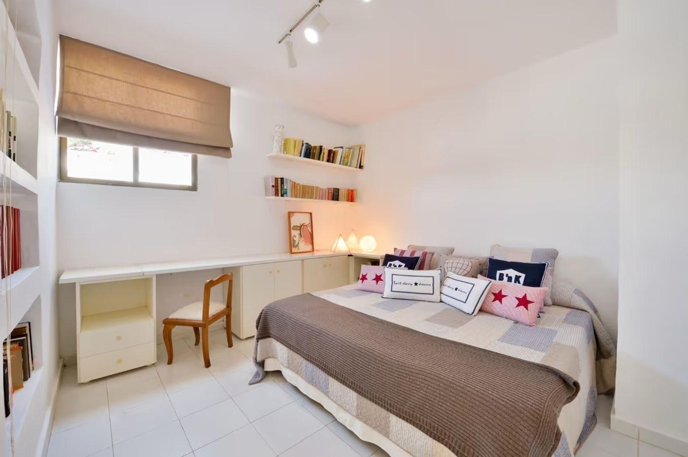 Villa de lujo con vistas al mar y licencia turística en Can Furnet - 20