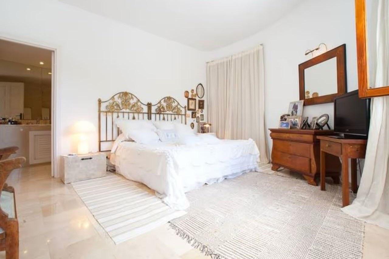 Villa de lujo con vistas al mar y licencia turística en Can Furnet - 18