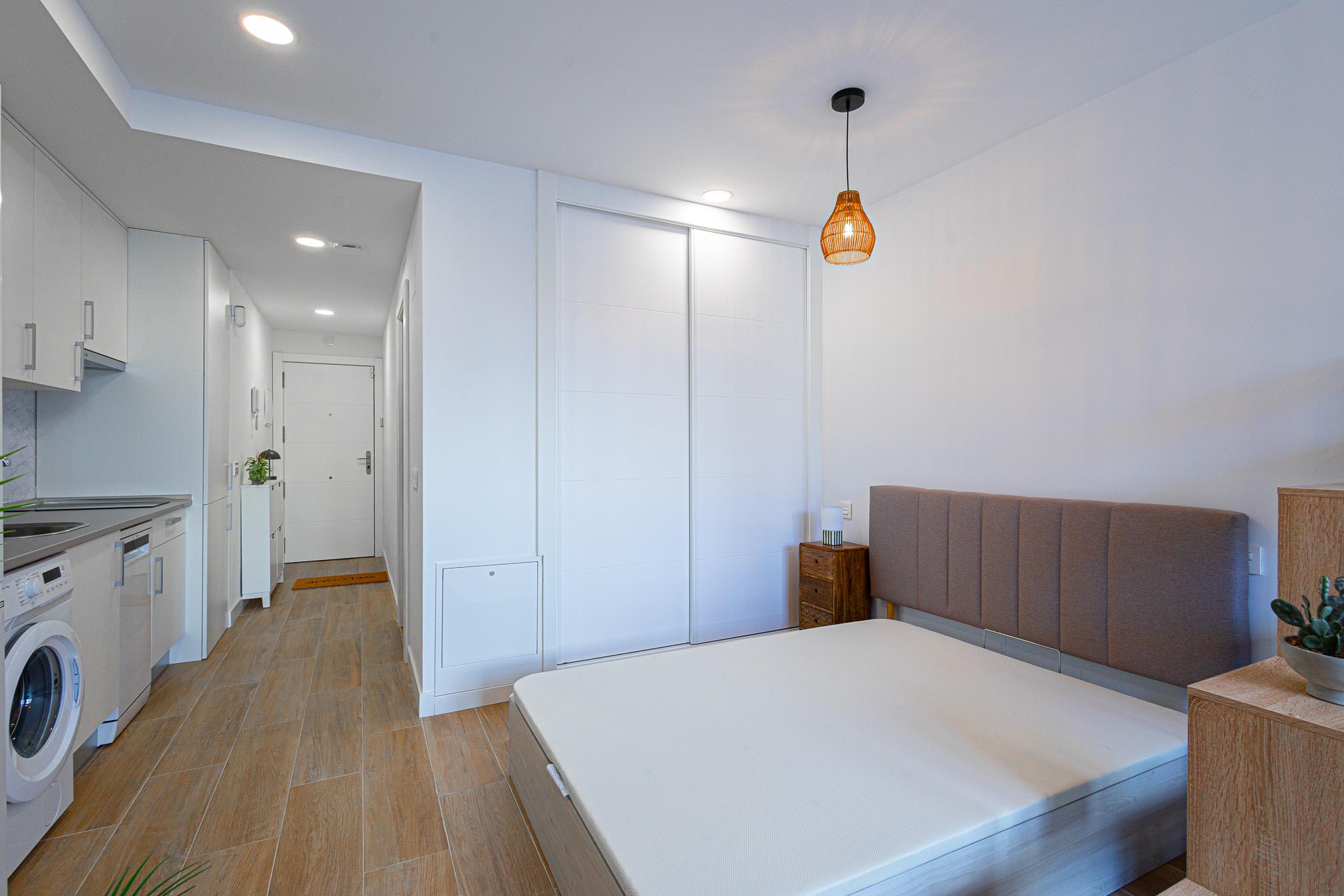 Piso en Venta - C. de Gonzalo Herrero - 11