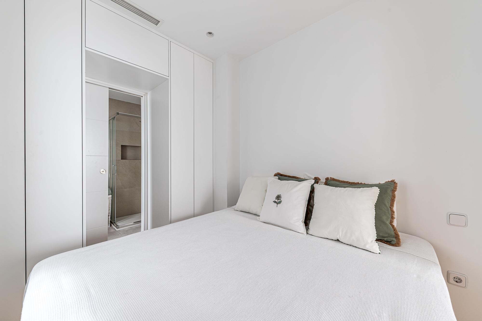 Ático Con Terraza en Venta en C. de Jorge Juan - 13