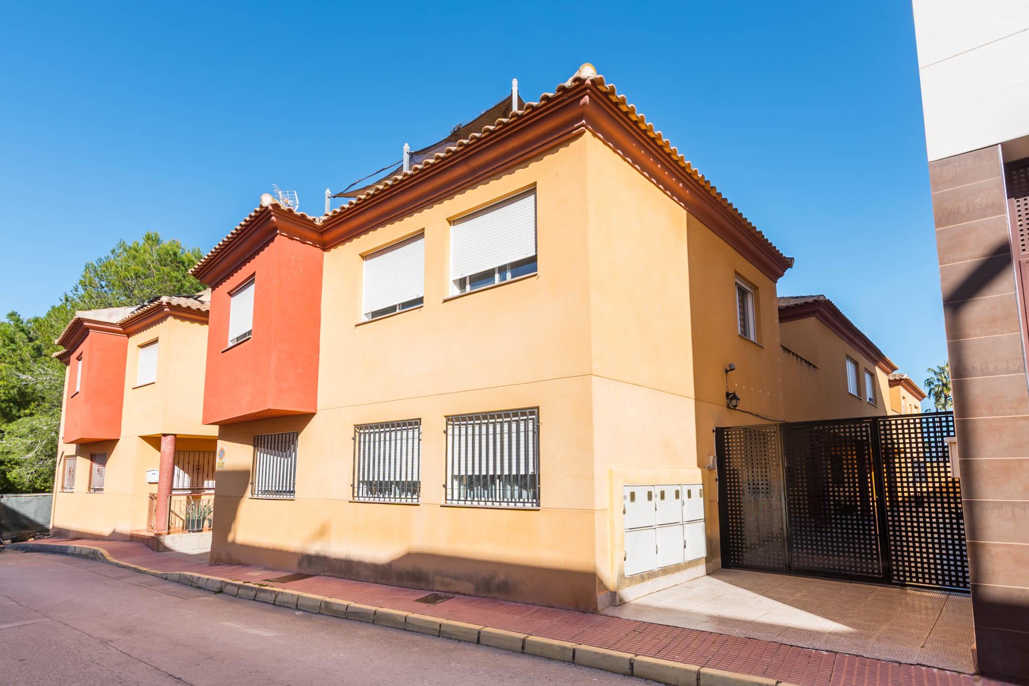 Vivienda pareada en esquina y amueblada en Lorquí - 46