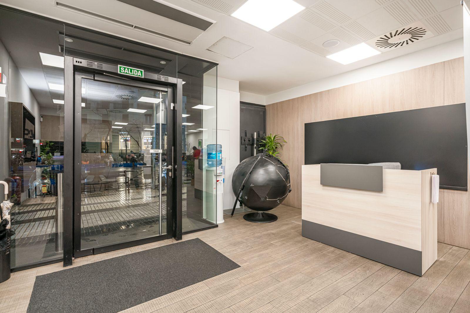 Local en Alquiler en C. Alcalá - 1