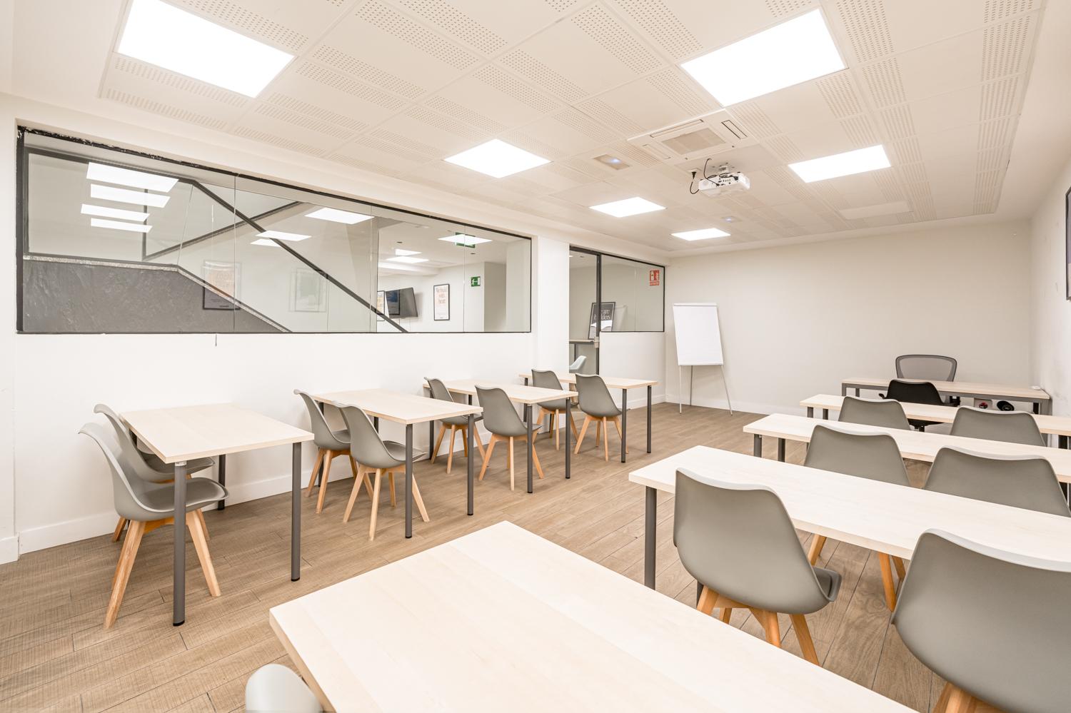 Local en Alquiler en C. Alcalá - 30