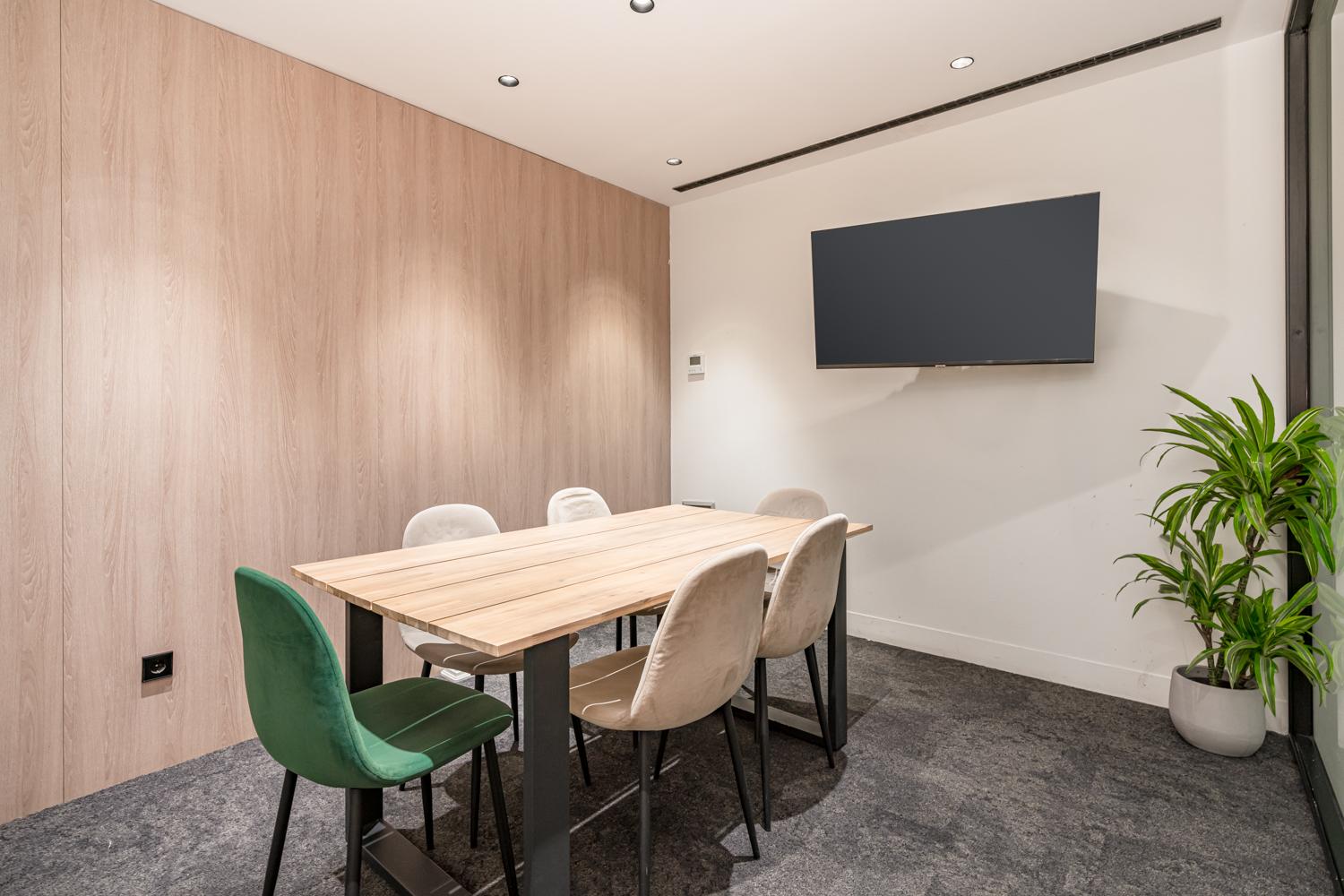 Local en Alquiler en C. Alcalá - 19