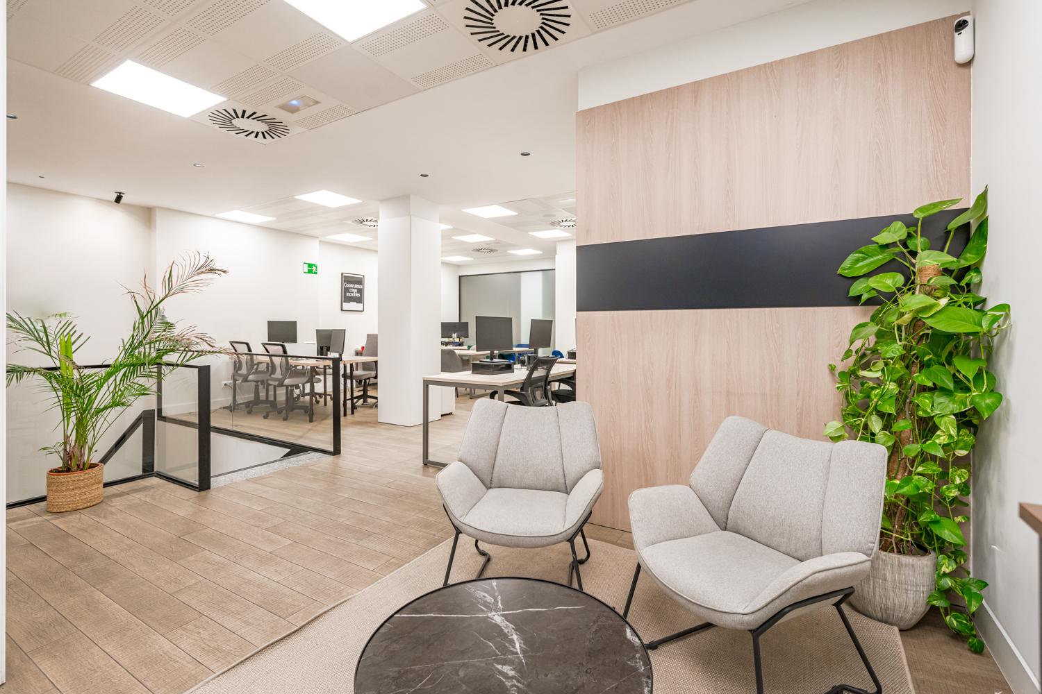 Local en Alquiler en C. Alcalá - 12