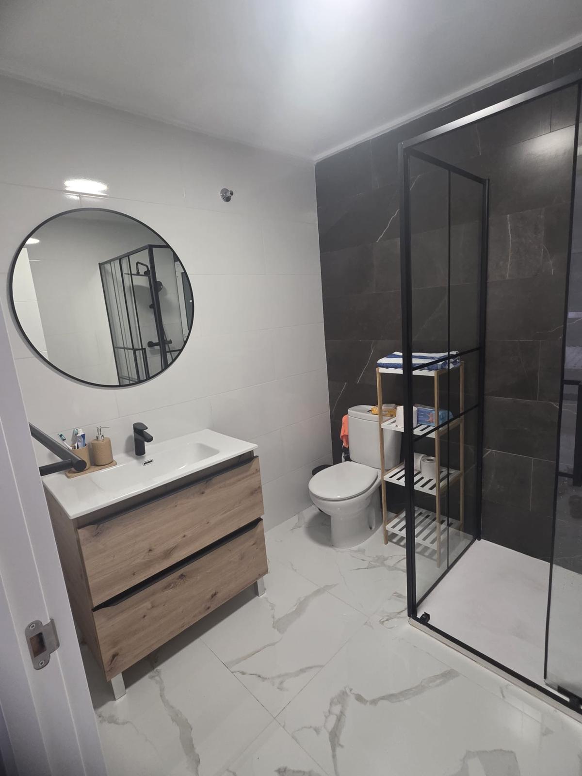 Piso en Venta en Calle Santos Abdon Y Senen - 14