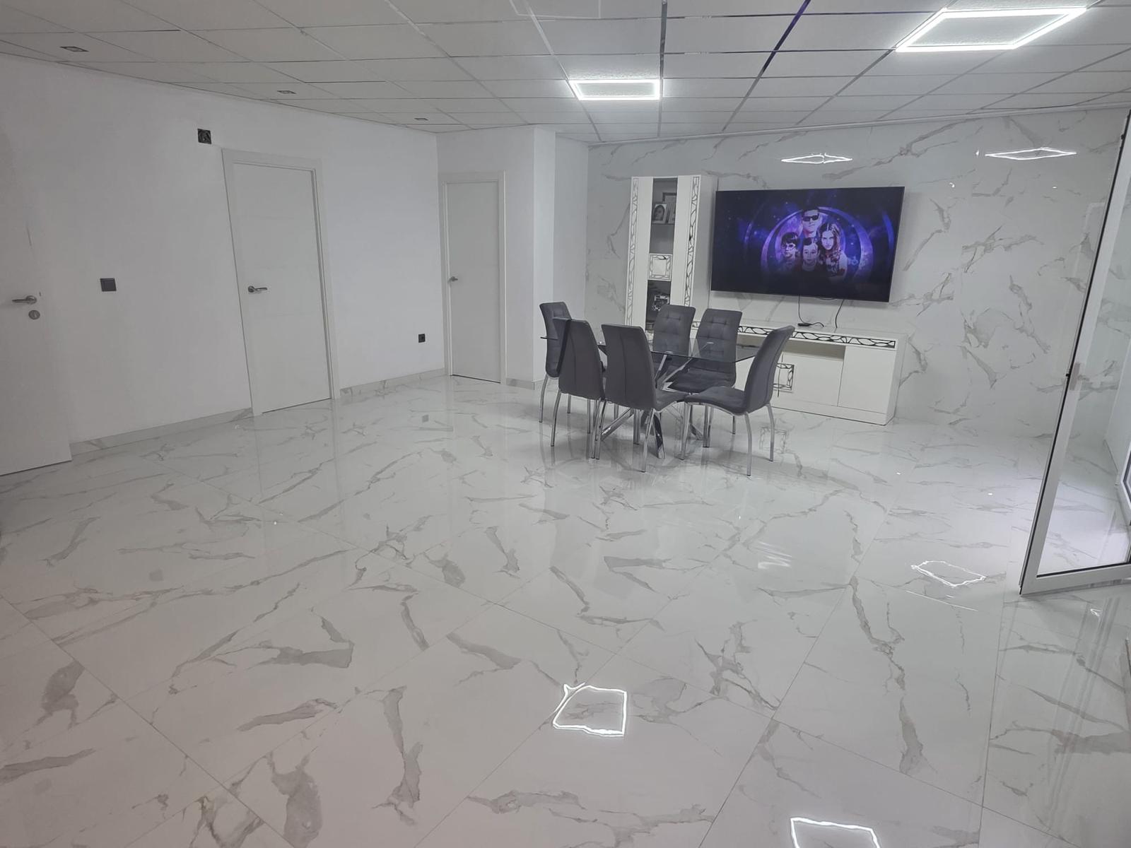 Piso en Venta en Calle Santos Abdon Y Senen - 3