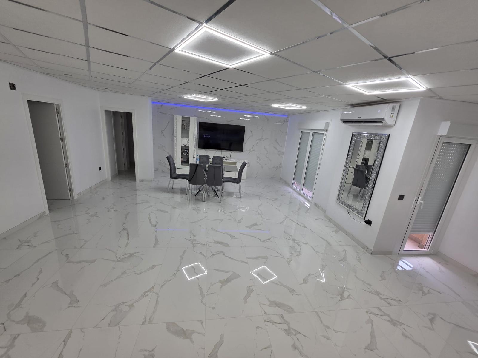 Piso en Venta en Calle Santos Abdon Y Senen - 2